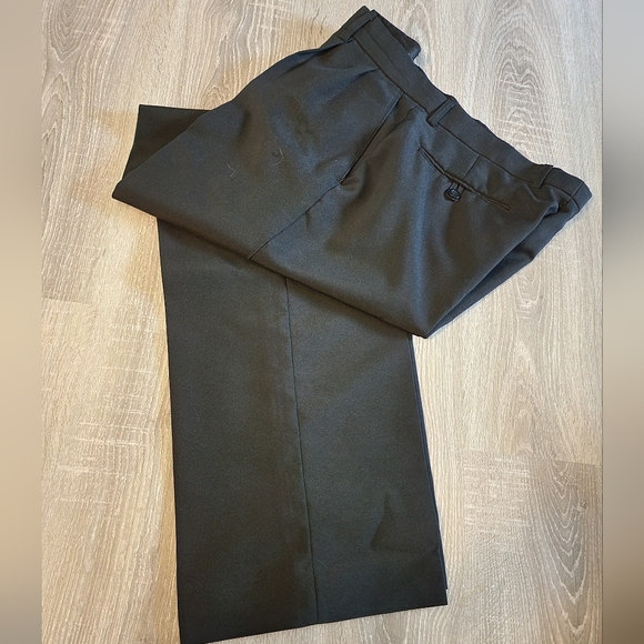 Men's George Black Dress pants size 34x33 - Picture 2 of 3